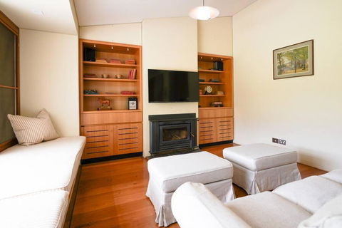 Redbank Estate - Luxury In Scone - Stays Accommodation 1