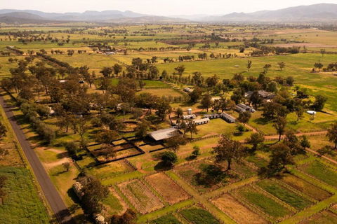 Redbank Estate - Luxury In Scone - Stays Accommodation 2