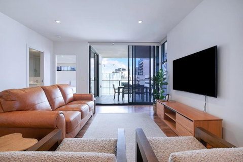 Regatta Hideaway - A Breezy Balcony Residence - Stays Accommodation 0