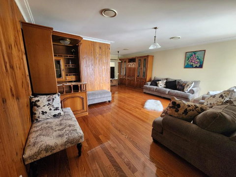 Relax, Refresh, Rejuvenate In Luxury And Convenience - Stayed 3