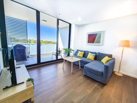 Relaxing 1BR W Pools & SPA, Gym In Olympic Park - Stayed 1