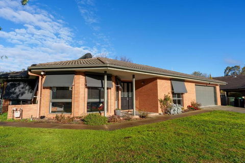 Relaxing 3bd In Tranquil Setting - Stayed 0
