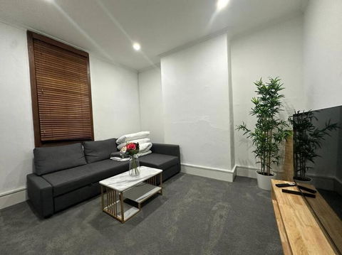Remarkable 2 Bedroom House At The Centre Of Darlinghurst - Stayed 0