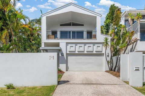 Retreat In The Heart Of Alex - 3BR Sleeps 11, Pool - Stays Accommodation 0