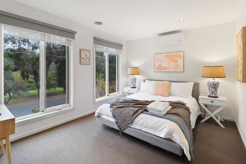 Retreat On Gairloch I Geelong River Hideaway - Stayed 3