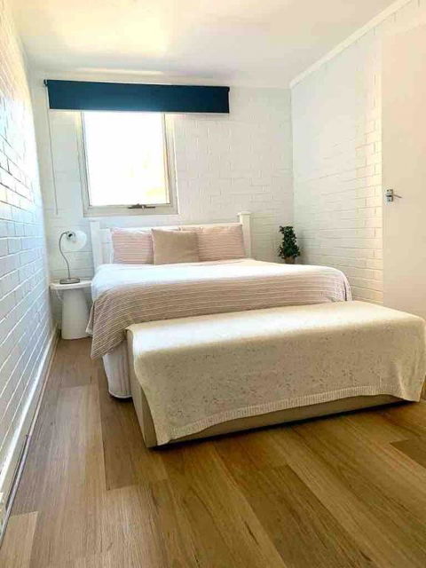 Right In Fremantle - Stayed 2