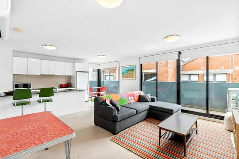 Right In The Centre Of Town - Stayed 1