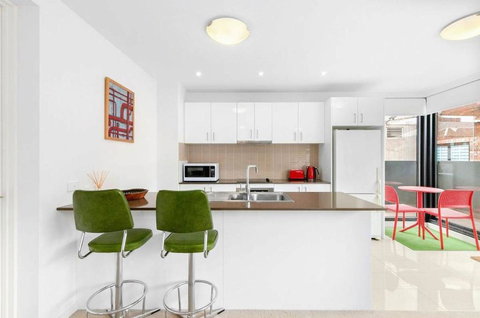 Right In The Centre Of Town - Stayed 2