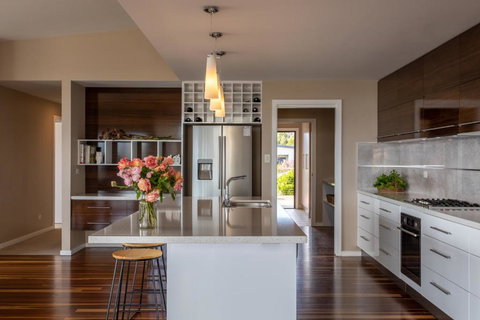 River Haven Serene Spacious With River Views - Stays Accommodation 3