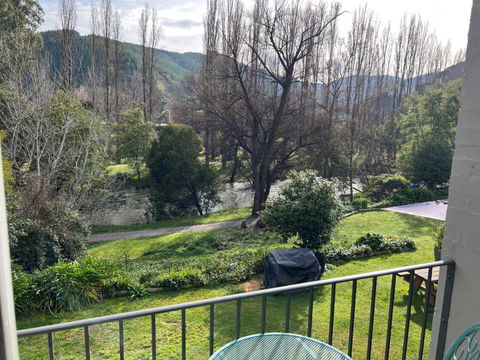 Riverbank Park MOTEL - Stays Accommodation 3