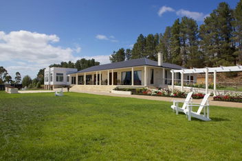 Riversdale Estate Cottages with Stays Accommodation
