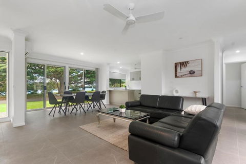 Riverside Serenity - Stayed 2