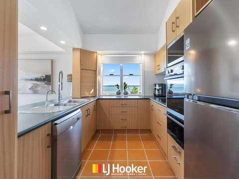 Riverview Apartment 2.4 - Stays Accommodation 2