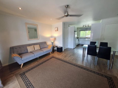 Residential Two-bedroom Unit On The Strand, Self-check In, Wi-fi - Stayed 0