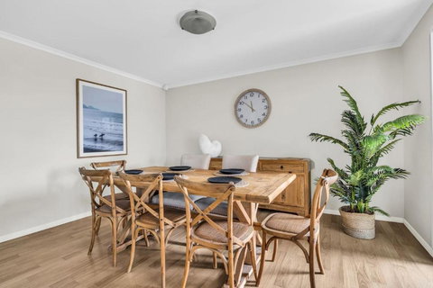 Salty Views - Stays Accommodation 3