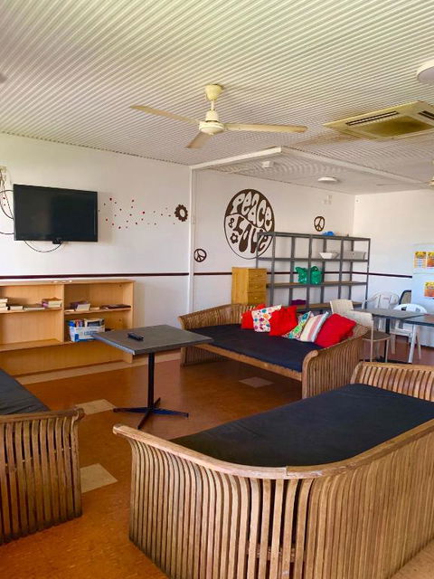 Roey Backpackers And Party Bar - Stayed 3