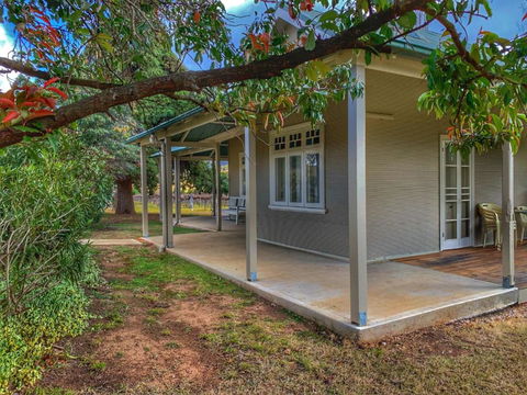 Roma Cottage On Roma Orchard - Stays Accommodation 2