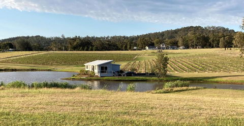 Romantic Lakehouse Set In A Private Vineyard In The Hunter Valley - Stayed 0