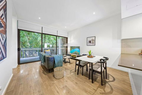 Rooftop 2 Bed Apt With Terrace At Newtown - Stayed 1