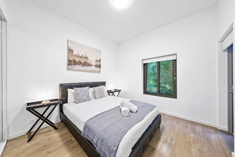 Rooftop 2 Bed Apt With Terrace At Newtown MHS - Stayed 1