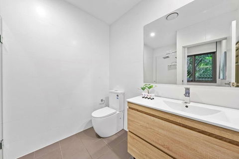 Rooftop 2 Bed Apt With Terrace At Newtown MHS - Stayed 2