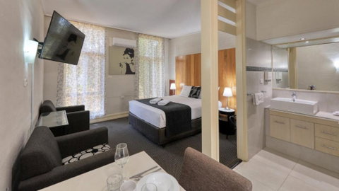 Rose City Motor Inn - Stayed 1