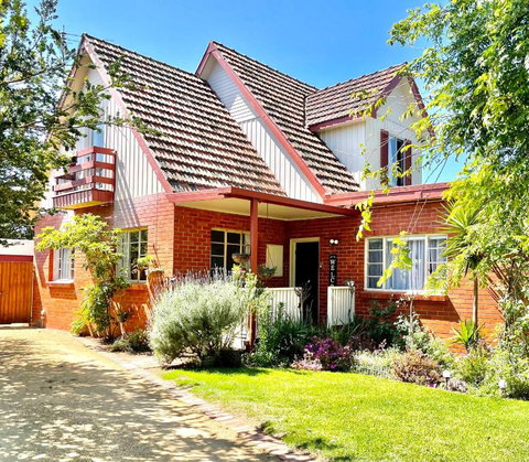 Rosehaven On Rosebud - Stayed 0