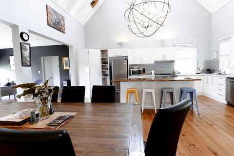 Rosella - Stays Accommodation 1
