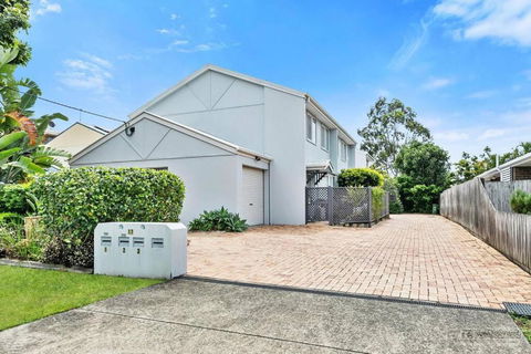 Rosella Rise! - Stayed 2