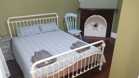 Roseneath Cottage - Stayed 1