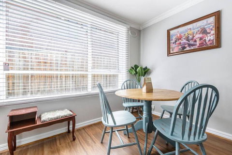 Rosewood Lodge - Cottage Charm Off High Street - Stayed 3