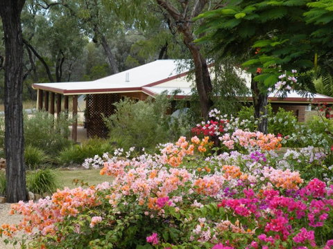 Rubyvale Motel & Holiday Units - An Adults Only Getaway - Stayed 2