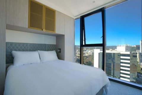 Rundle Retreat - 2BR Apartment With Stunning Views - Stayed 1
