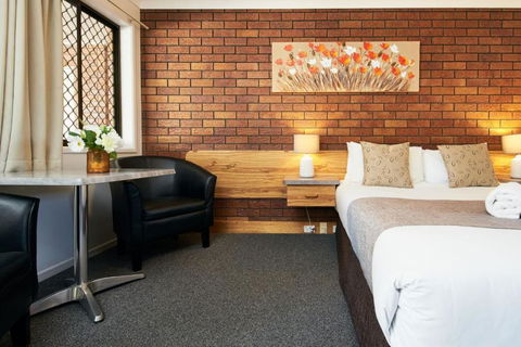 Ruthven Street Motor Inn - Stayed 2