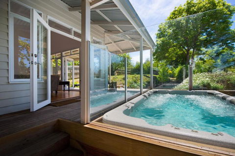 Sades - Stays Accommodation 1