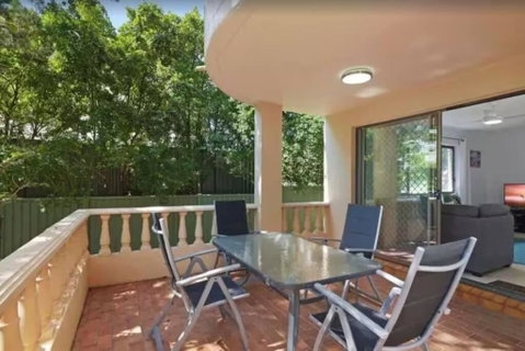 Salerno - Hosted By Burleigh Letting - Stayed 2