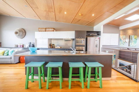 Saltwater 5 - Sleeps 8 - Close To Main Beach - Stayed 1