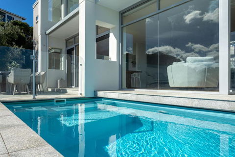 Salty Kiss I Private Properties - Stayed 3