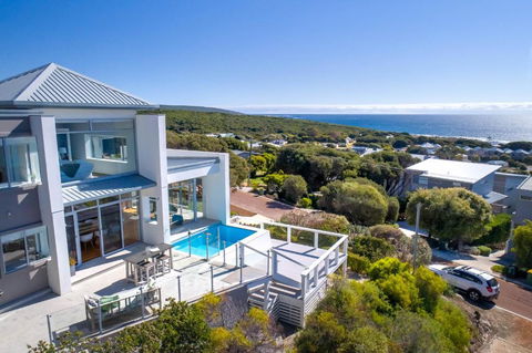 Salty Kiss I Private Properties - Stayed 0