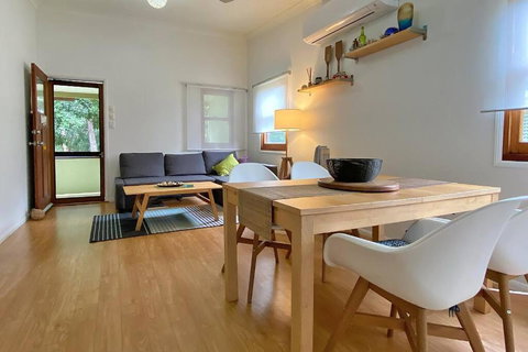 SALTYS AMITY POINT - Stays Accommodation 3