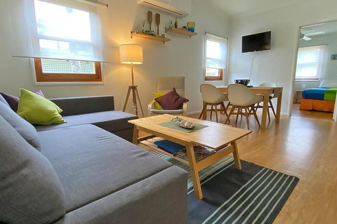 SALTYS AMITY POINT - Stays Accommodation 2