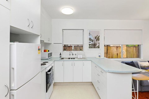 Sand And Sea 4 - Stayed 2