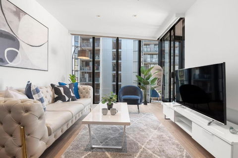 Rooftop Pool Stunning Apt At Marvel Stadium With Free Parking - Stayed 1