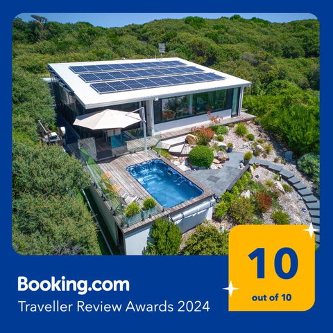 SALT Luxury Couples Villa - Stays Accommodation 1