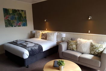 Sandpipers @ Millicent with Stays Accommodation