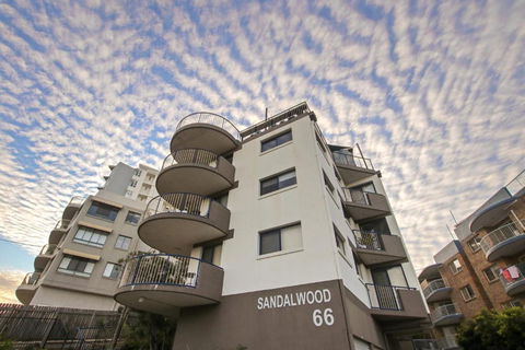 Sandalwood Unit 1 66 Lower Gay Tce - Stays Accommodation 0
