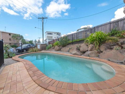 Sandalwood Unit 1 66 Lower Gay Tce - Stays Accommodation 3