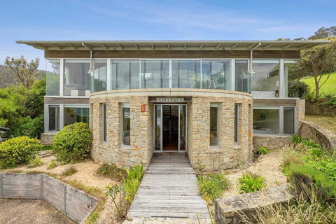 Sandbanks - Stays Accommodation 1