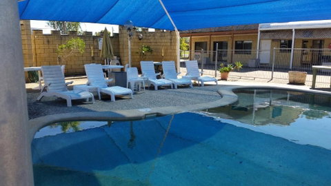 Sandcastle Motel Tin Can Bay - Stays Accommodation 3
