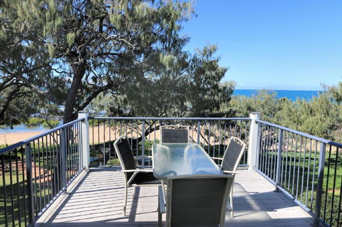 Sandcastles 8 - Stayed 1